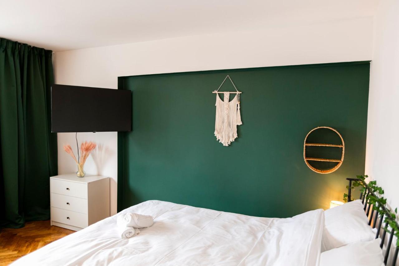 Chmielna - 250M Od Zlotych Tarasow, 350M Od Dworca Centralnego - Wifi - Smart Tv 55 Cali - Better Rental Warsawa Bagian luar foto